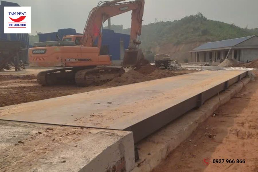 Hoàn thành lắp đặt cân ô tô điện tử 150 tấn tại Thanh Hóa