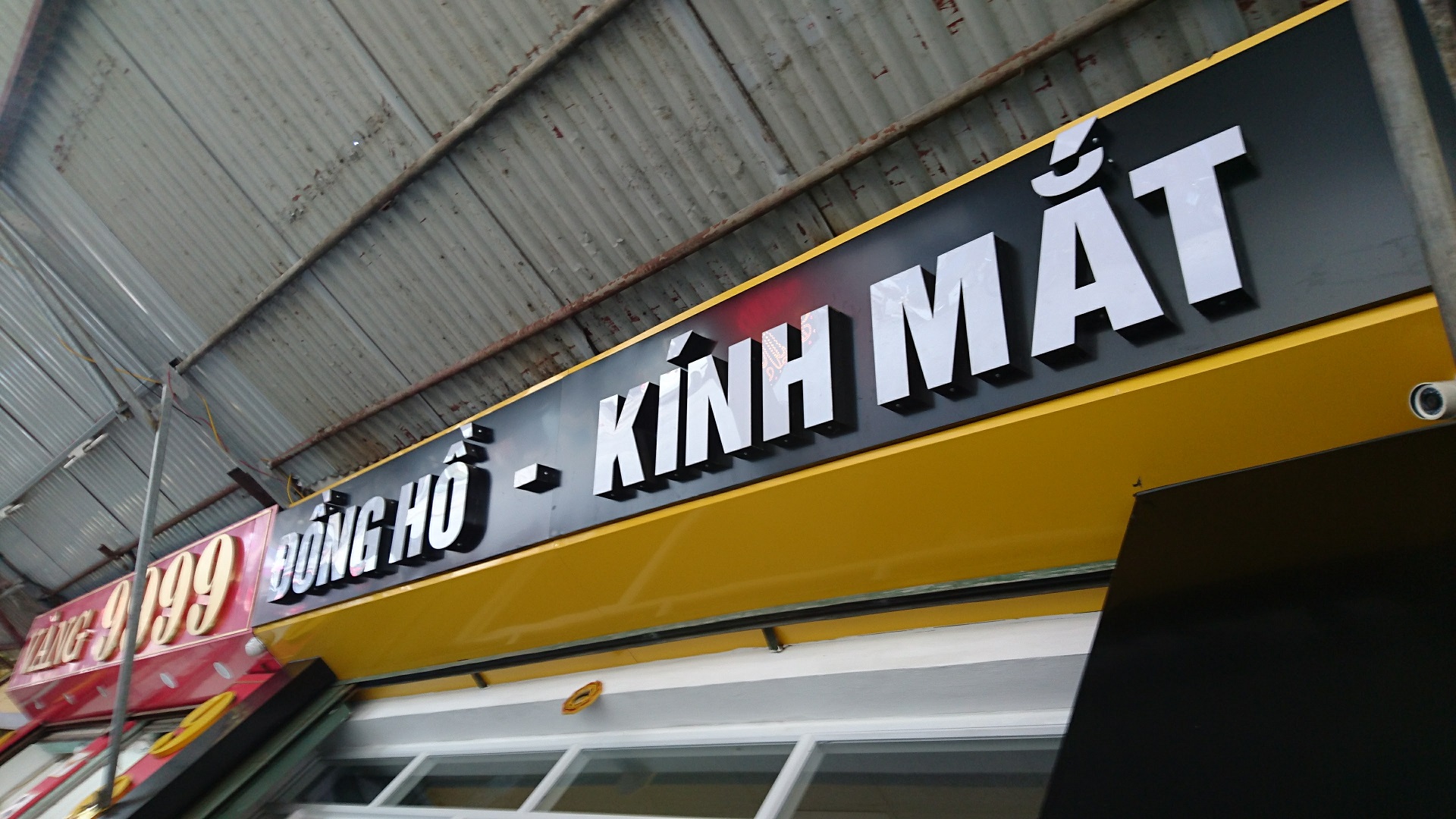 Biển quảng cáo mica