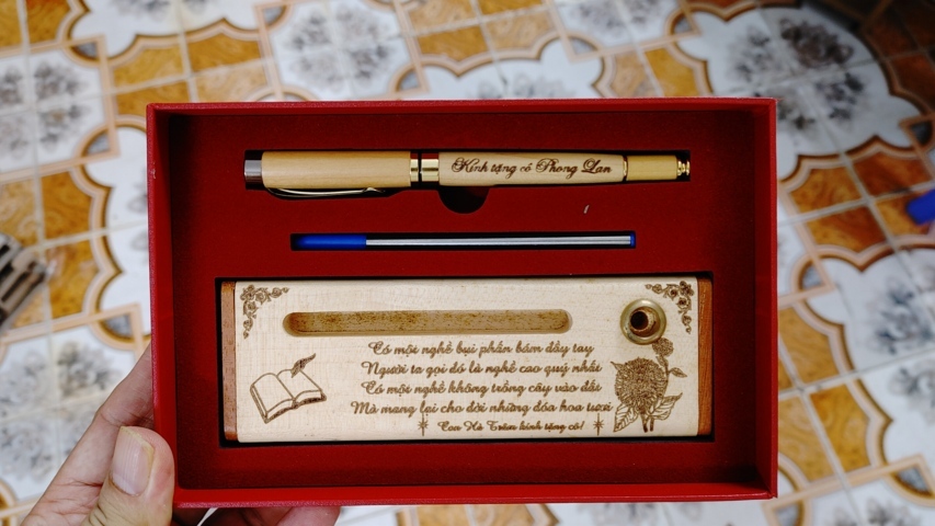 Bút kỹ gỗ khắc laser