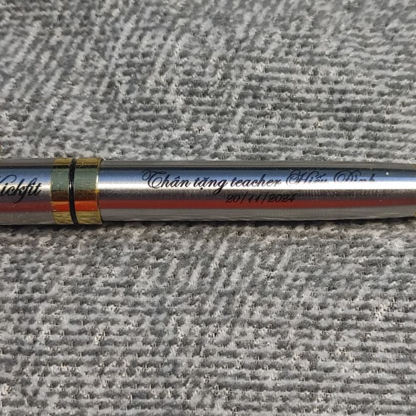 Bút ký vỏ thép không gỉ khắc laser
