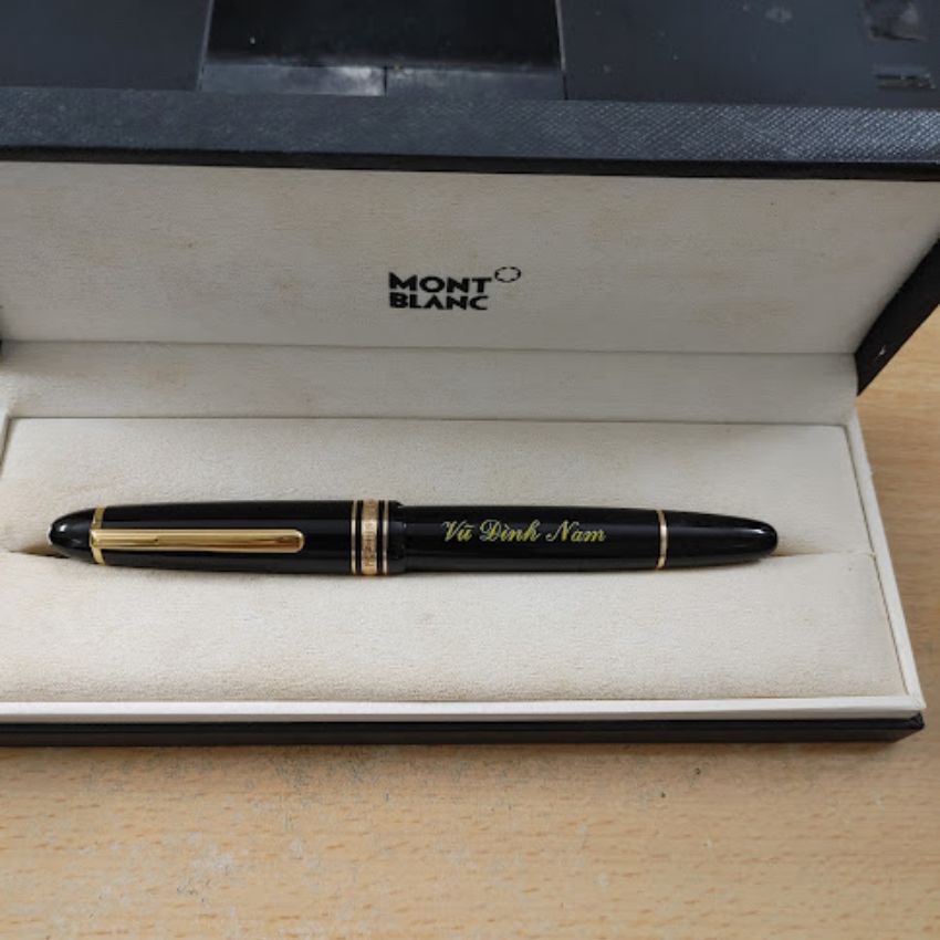 In-UV-tren-But-ky-Montblanc