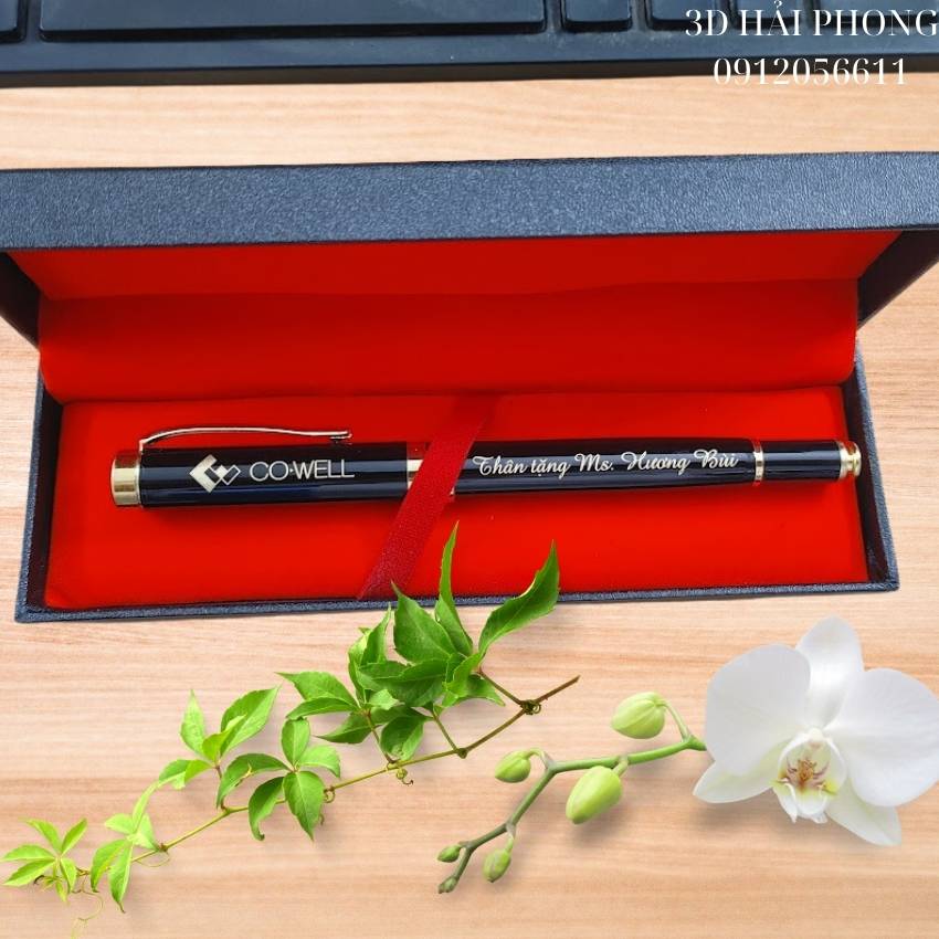 But ky khac laser logo doanh nghiep - qua tang su kien