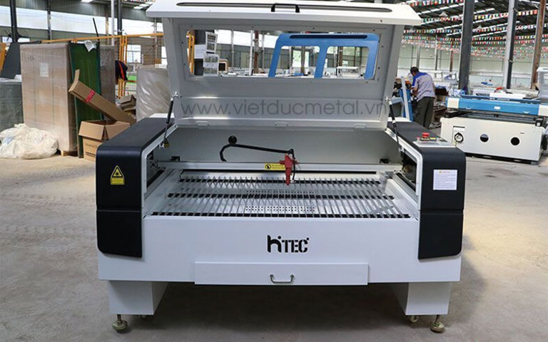 máy khắc laser CO2 bàn XY