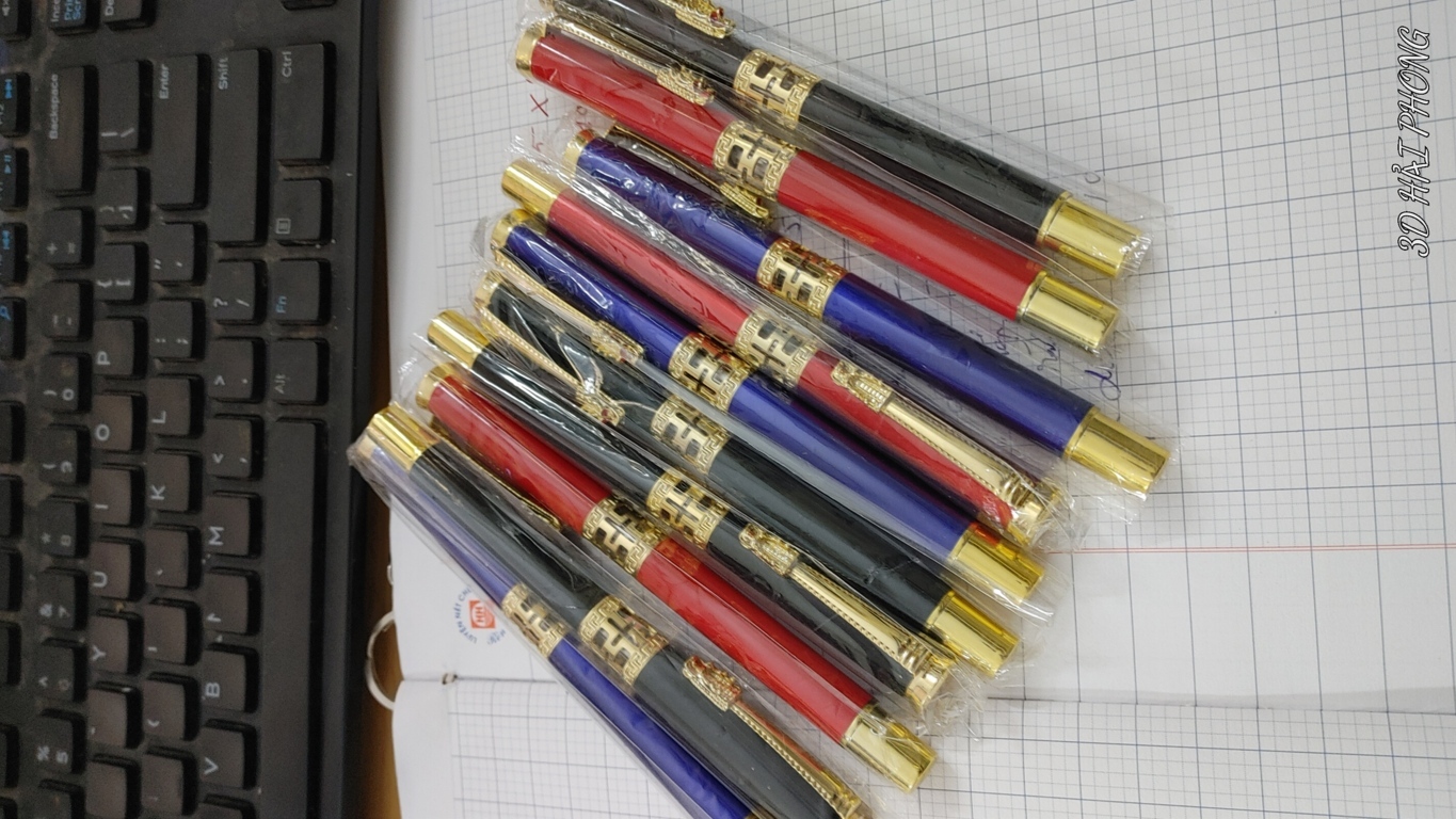 Những mẫu mã bút bi nước một màu cao cấp - Bút ký đầu rồng