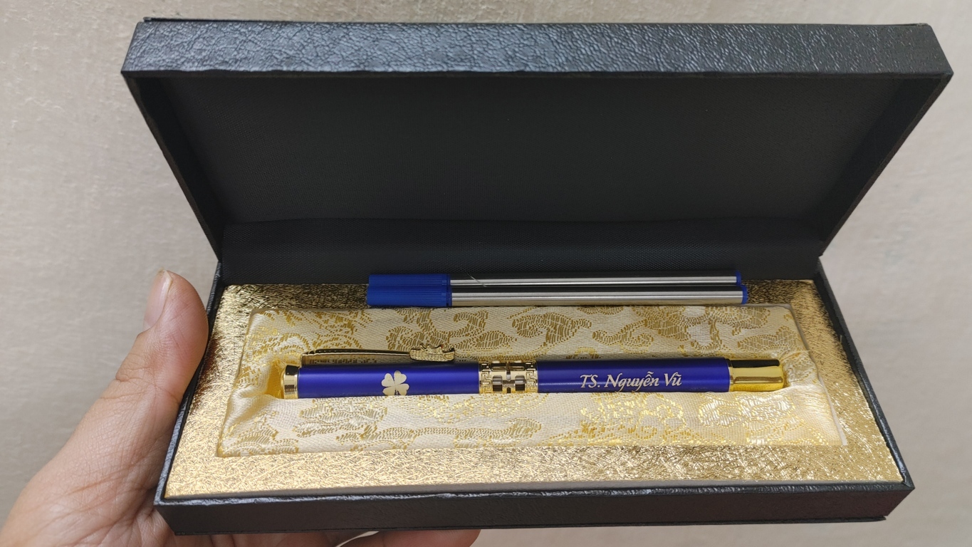 Bút ký đầu rồng khắc laser - quà tặng cá nhân và quà tặng doanh nghiệp