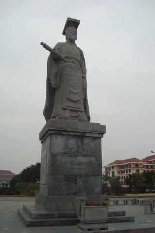 Tượng đài đá 09