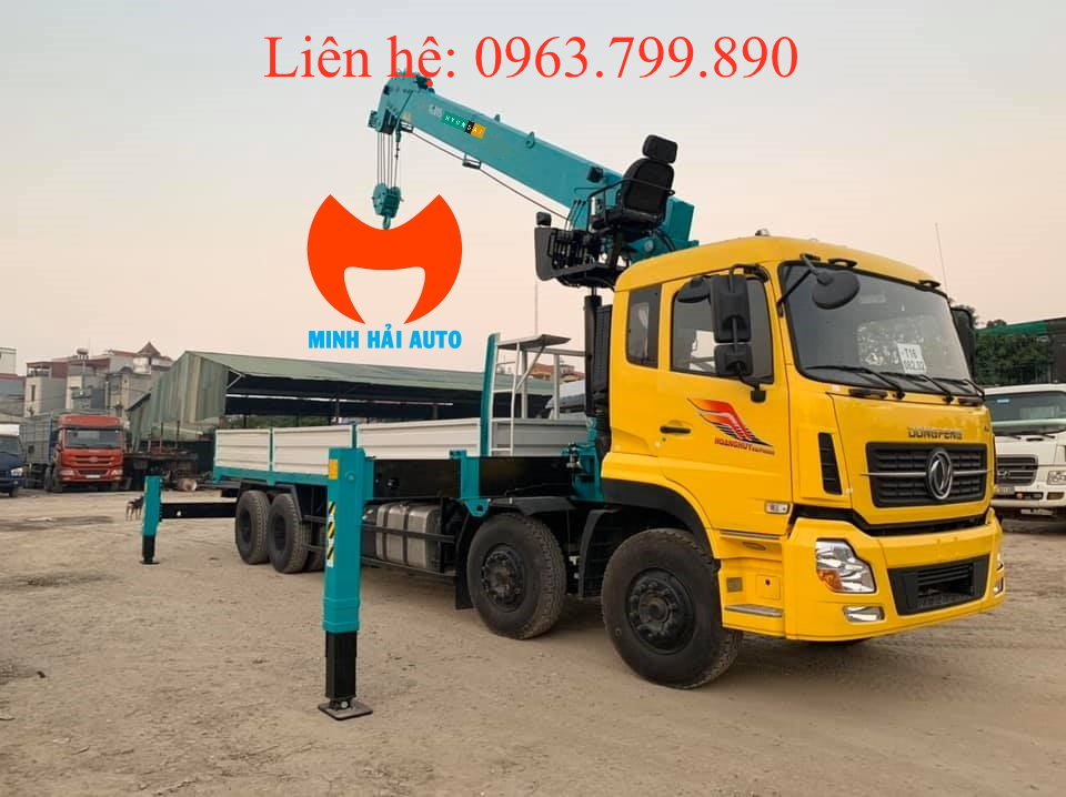 Cẩu tự hành Huyndai 10 tấn HLC-10015