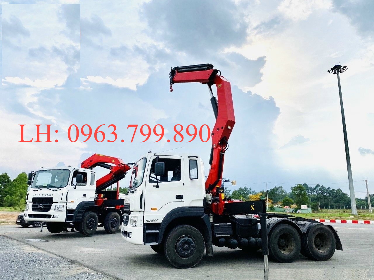 cẩu gấp khúc 12 tấn