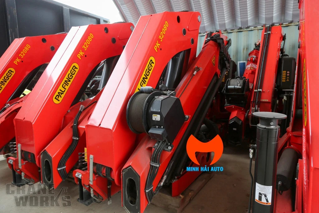 cẩu đập chuột robot 12 tấn Palfinger