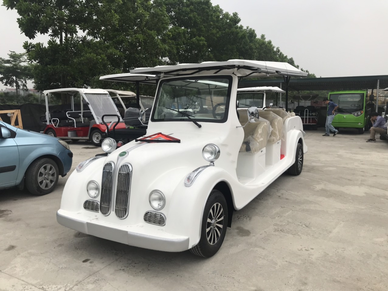 xe du lịch chạy điện kiểu cổ