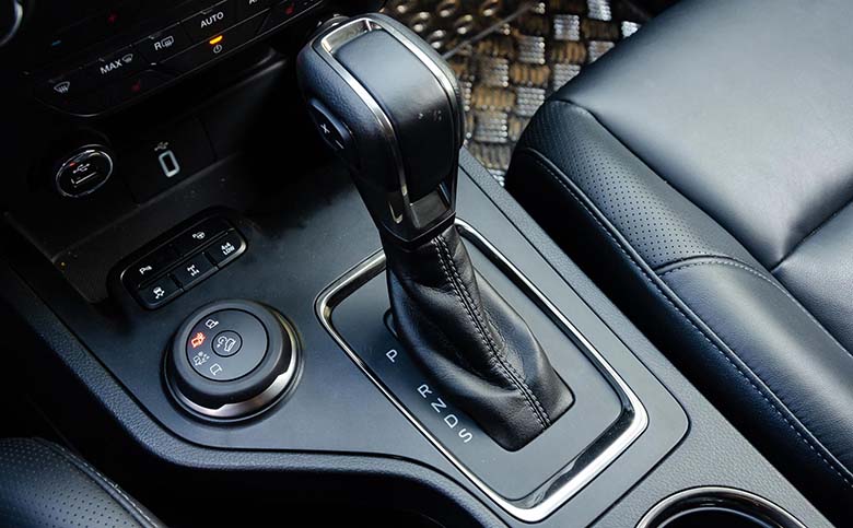 Công dụng của số N trên xe số tự động