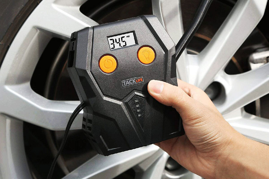 Các lưu ý khi chọn mua bơm lốp ô tô