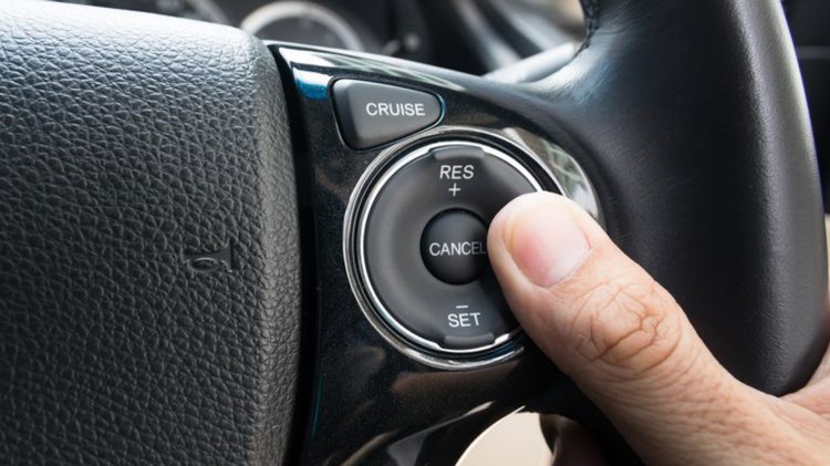 Những thói quen khi lái xe giúp tiết kiệm nhiên liệu
