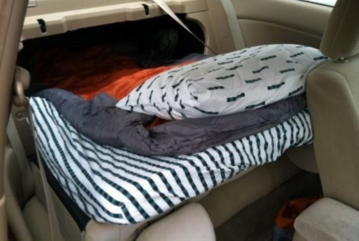 4 nguyên tắc đảm bảo an toàn tối đa khi ngủ trong xe ô tô điện