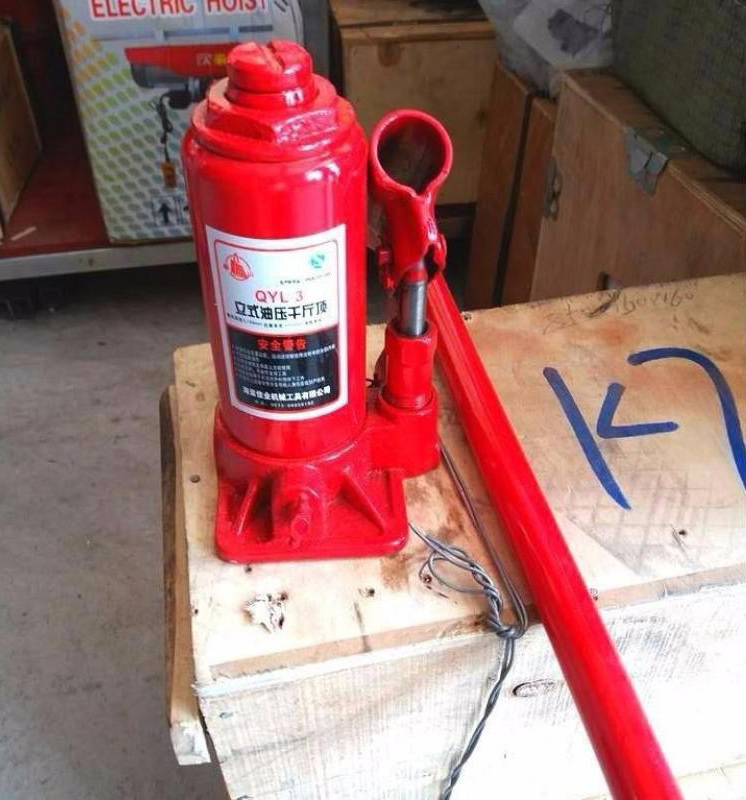 Kích ôtô, các loại kích ôtô, nên mua loại kích ôtô nào ?