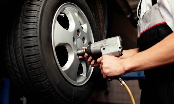 Kỹ thuật đảo lốp ô tô mà bạn cần phải biết