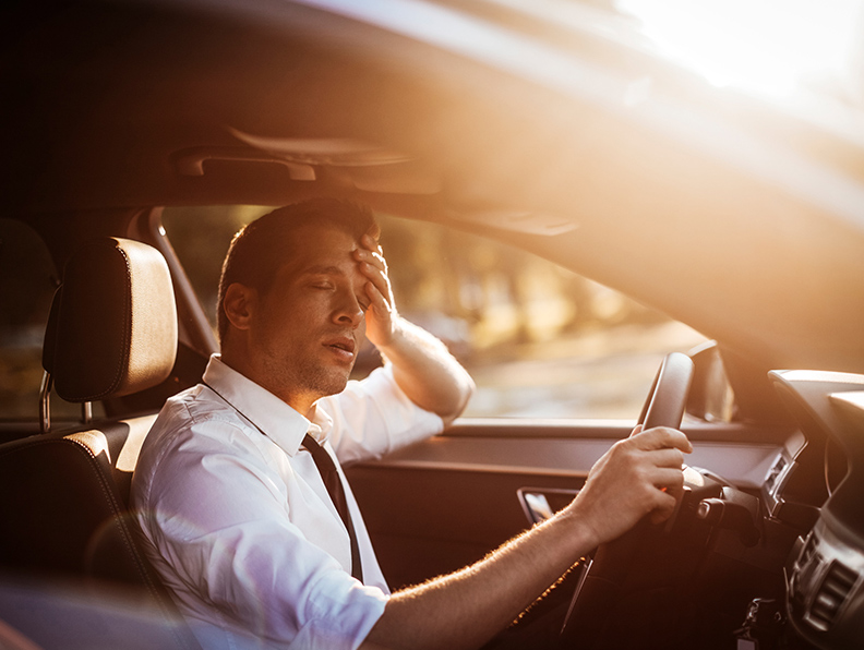 Lái xe đường dài và 10 lưu ý quan trọng