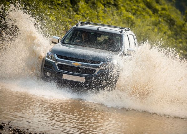 Trường hợp bạn nên tắt điều hòa khi lái xe