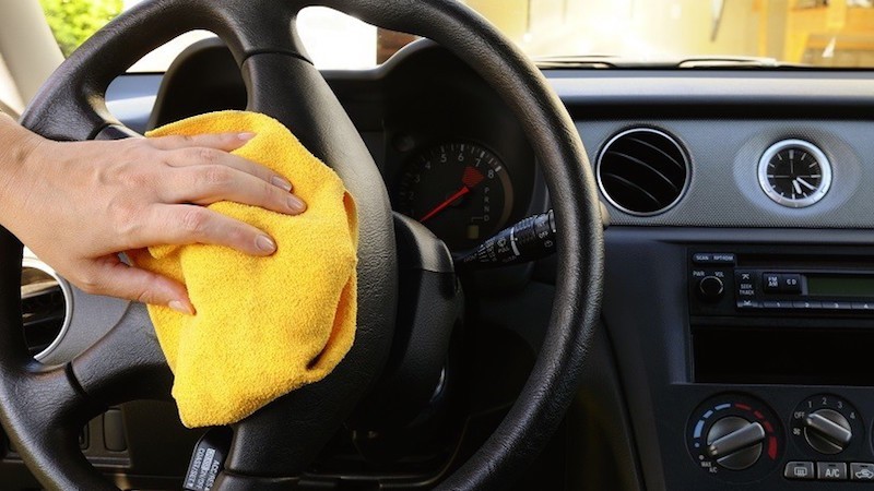 Hướng dẫn khử trung xe hơi trong mùa dịch COVID