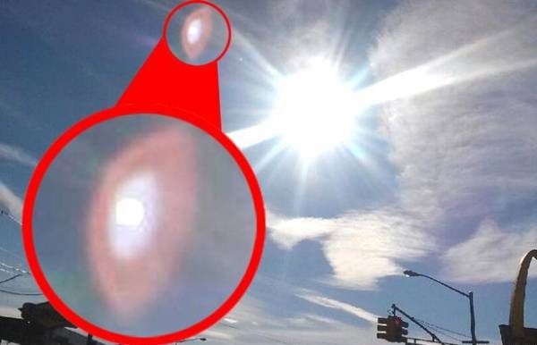 Xuất hiện UFO ngay trước ống kính camera ở New York?