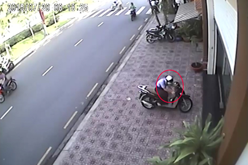 Trộm bẻ khóa xe SH