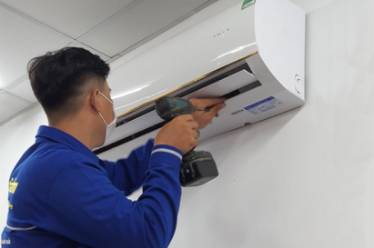 Nguyên nhân và cách khắc phục khi ống đồng máy lạnh bị rỉ nước