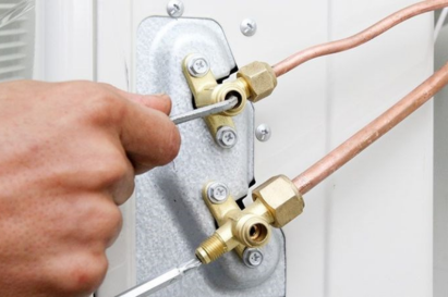 Máy lạnh kêu lạch cạch - Nguyên nhân và cách khắc phục