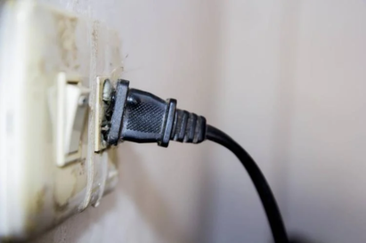 7 dấu hiệu cảnh báo thiết bị điện trong nhà sắp hỏng – đừng chủ quan!
