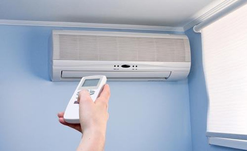 3. Kiểm tra và tắt các thiết bị làm mát hoặc làm ấm