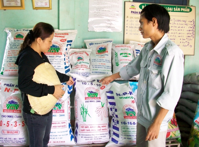 Bao bì phân bón cung cấp thông tin cho khách hàng