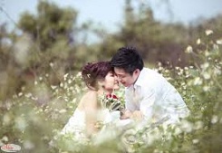 Chọn áo cưới cho cô dâu ngại hở