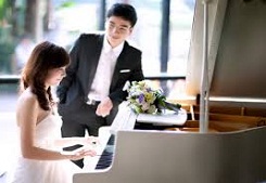 Áo cưới cho cô dâu ngực bé