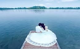 Chụp ảnh cưới đẹp ở Hà Nội tại Công viên Yên Sở