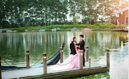 Chụp ảnh cưới tại phim trường có lợi thế gì?