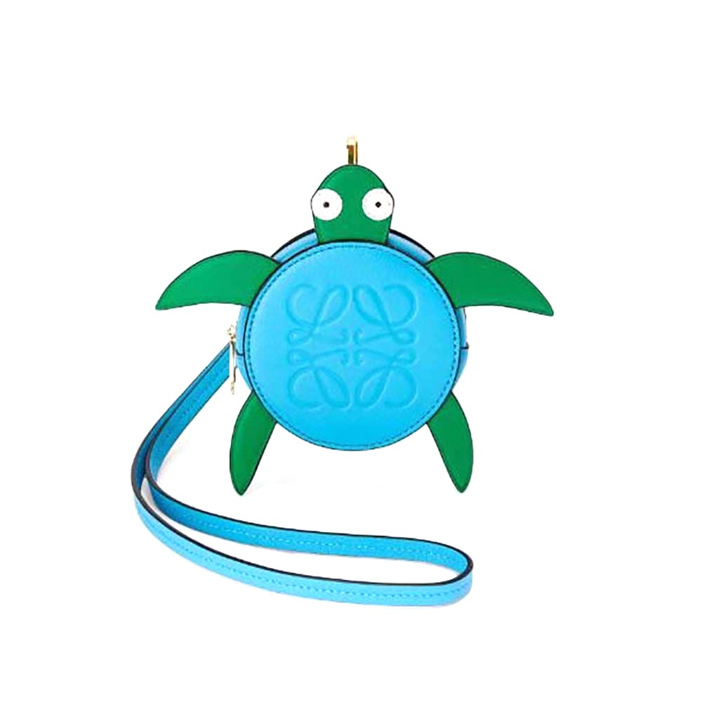 TÚI Loewe Women Turtle Cookie Pouch in Classic Calfskin