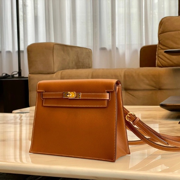 TÚI HERMES Kelly Danse Bernia Handmade khâu tay 22CM(giá liên hệ)