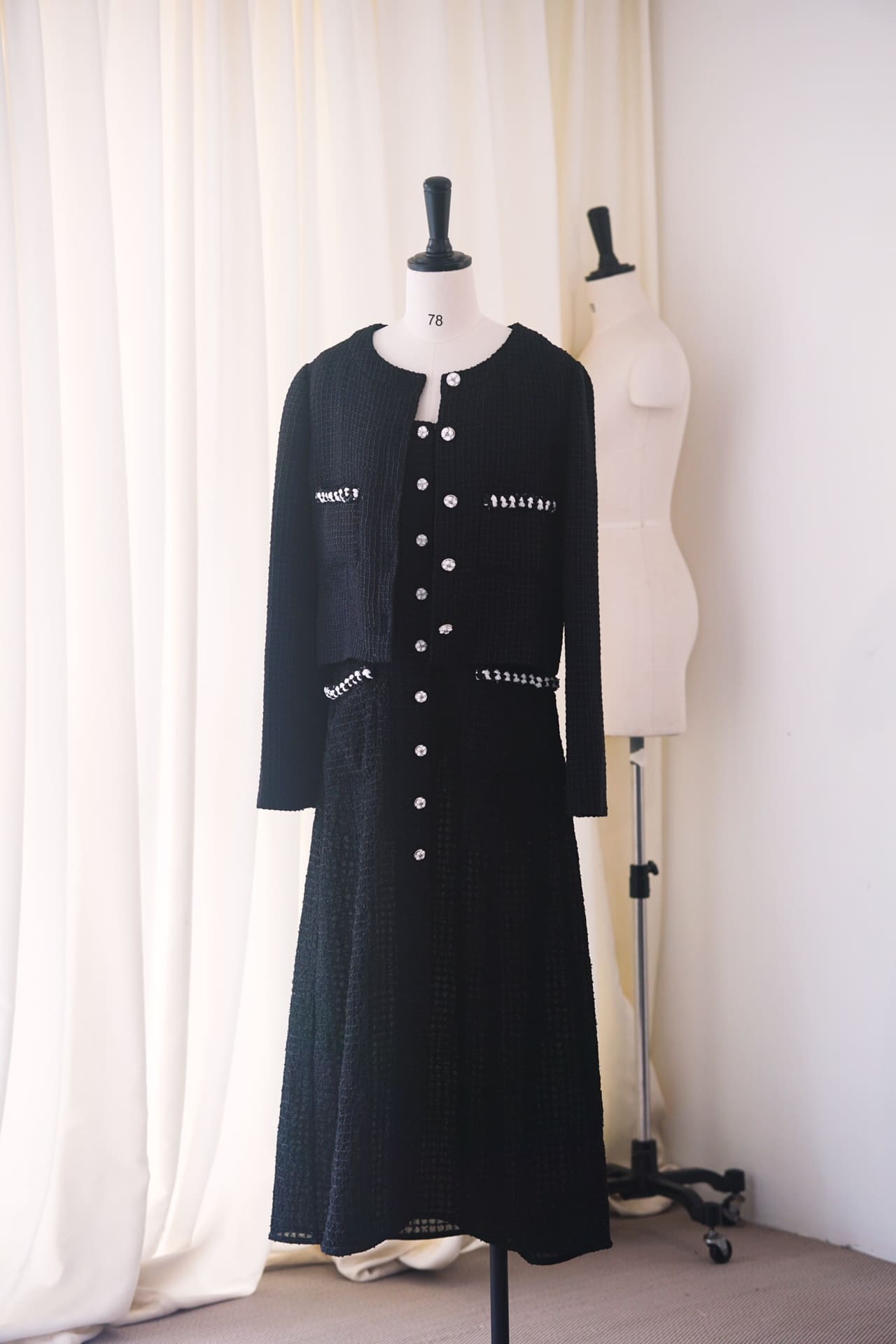 BỘ ĐỒ CHANEL SANG TRỌNG MÀU ĐEN BLACK LONG DRESS High Classy