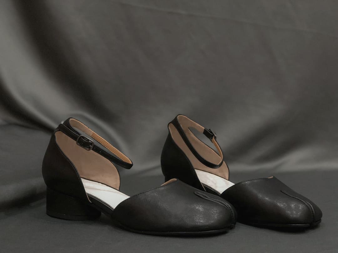 GIÀY MAISON MARGIELA TABI SHEEPSKIN BLACK 4CM DA CỪU