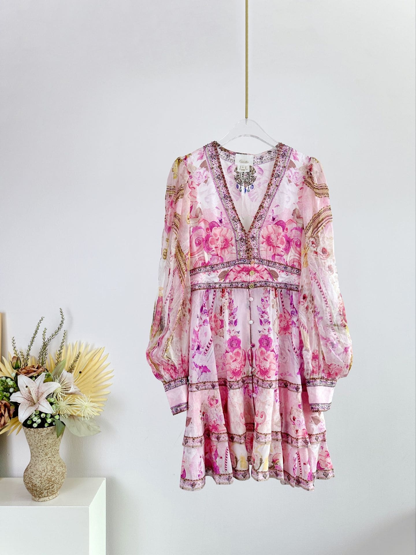 VÁY CAMILLA Silk Embellished V-Neck Midi Dress High Classy