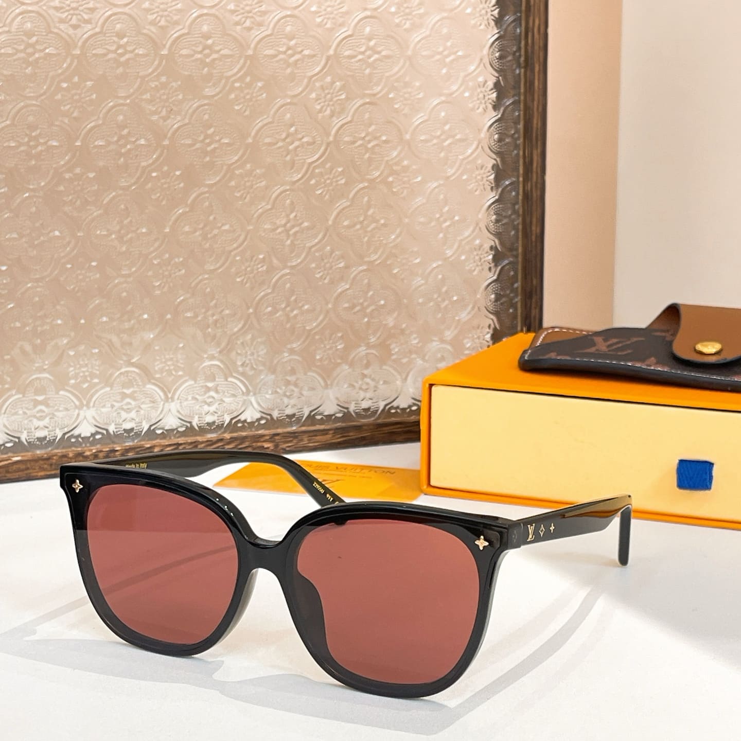 Kính LOUIS VUITTON ACETATE FRAME HIGH CLASSY AAA