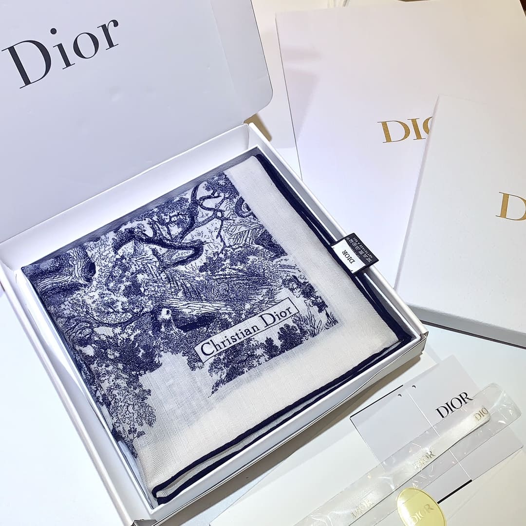 KHĂN CHRISTIAN DIOR Double-sided velvet cashmere scarf