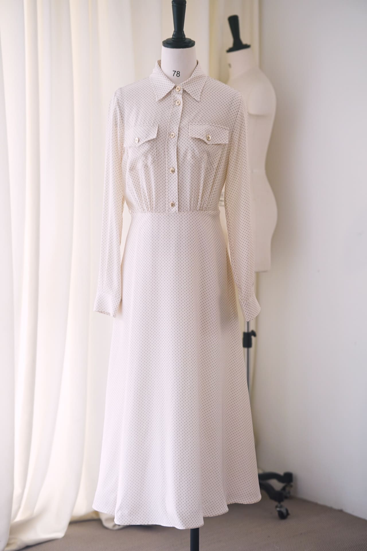 ĐẦM MIU MIU CHẤM BI CỔ BẺ DRESS High Classy