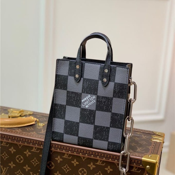 Túi LOUIS VUITTON sac plat xs bag