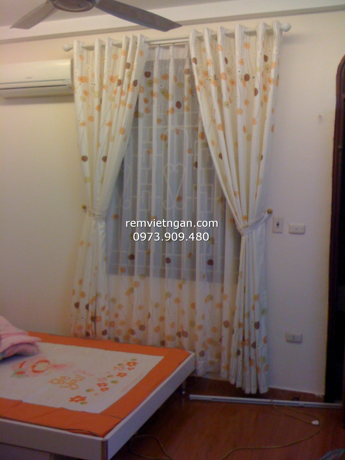 Rèm vải cản nắng