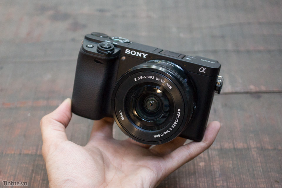 Trên tay Sony A6300: cải thiện lấy nét, thêm tính năng cho quay phim, giá 24,5 tr