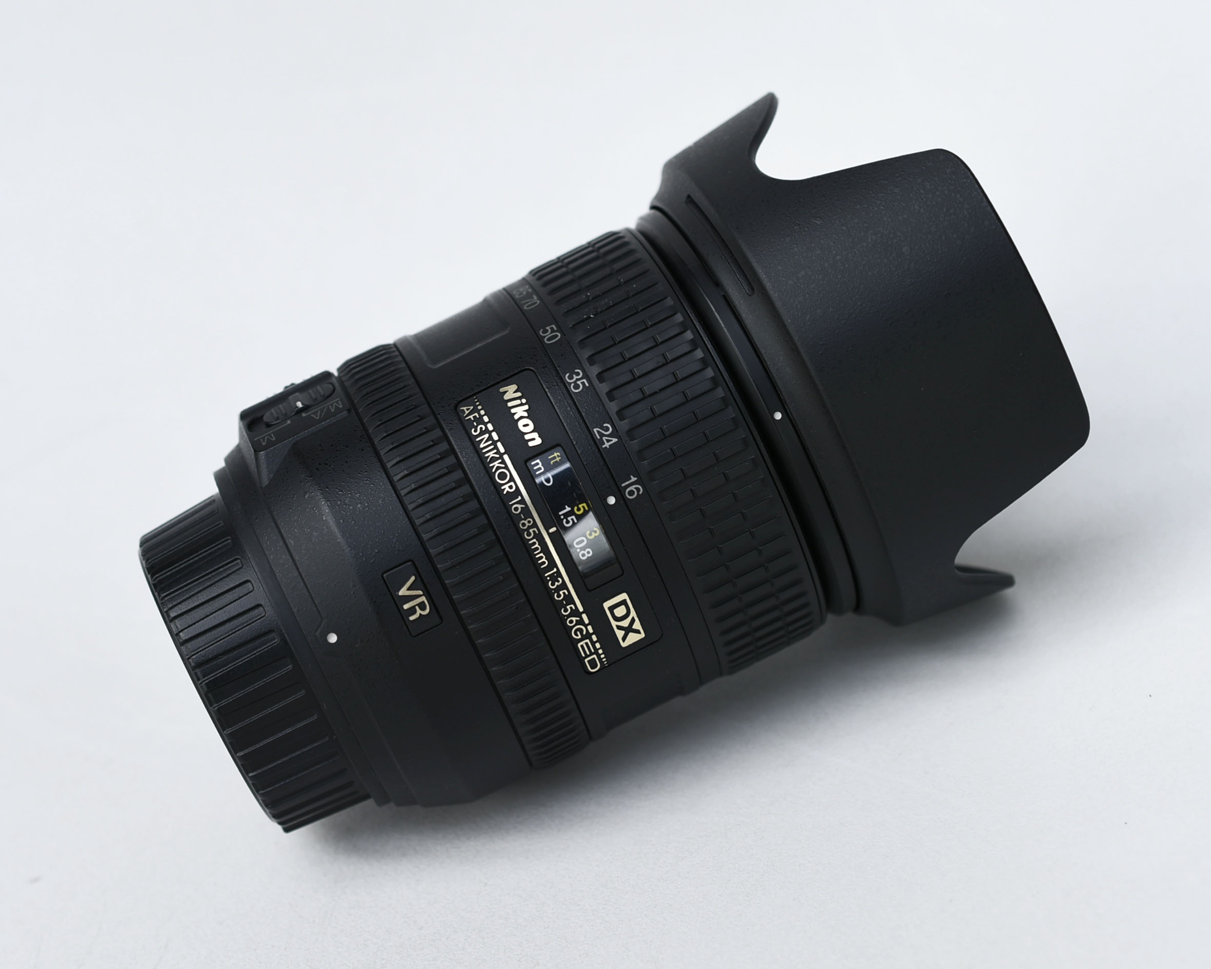 Ống Kính Nikon AF-S 16-85mm f/3.5-5.6G ED VR