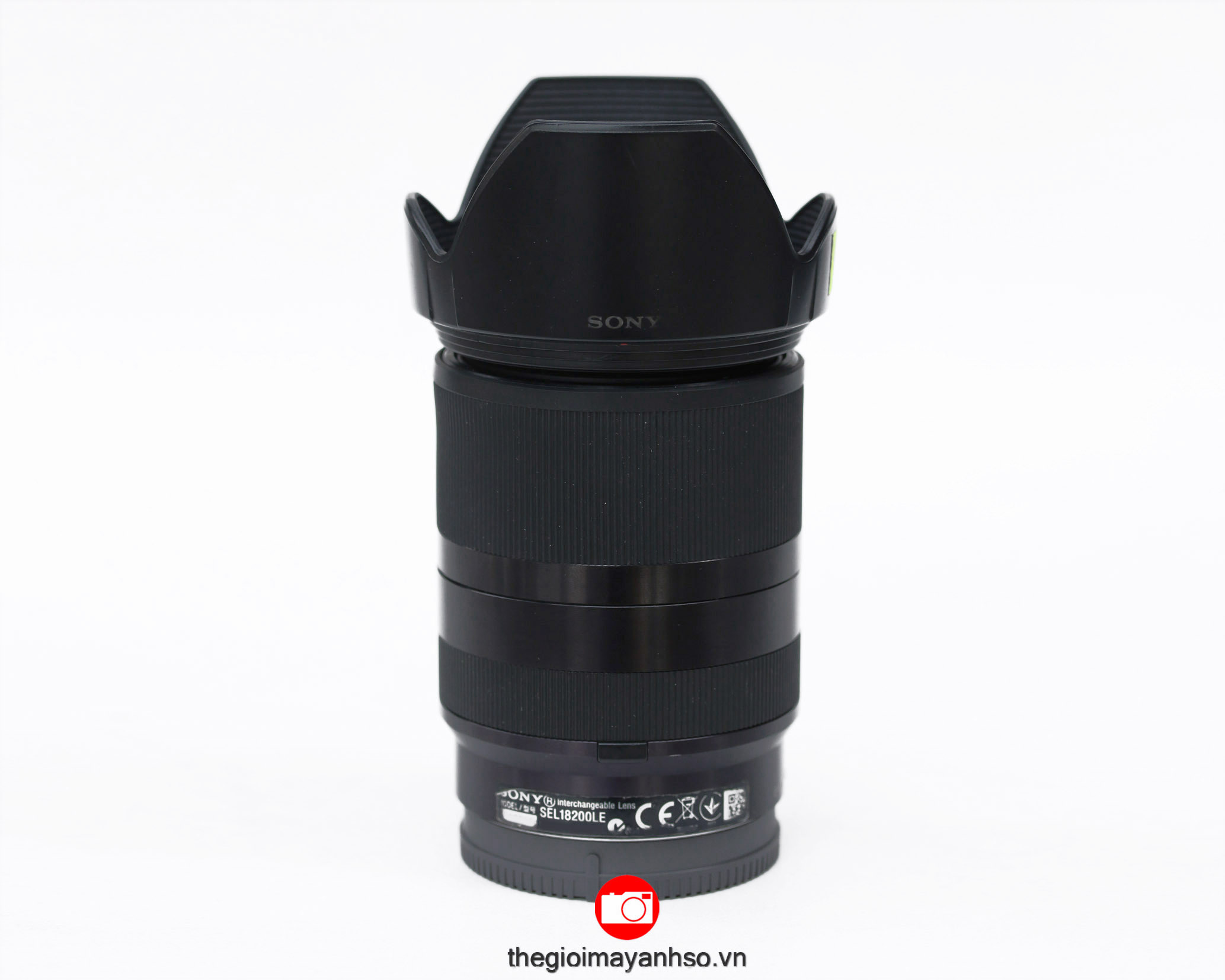 Ống kính Sony E 18–200mm f/3.5–6.3 OSS LE