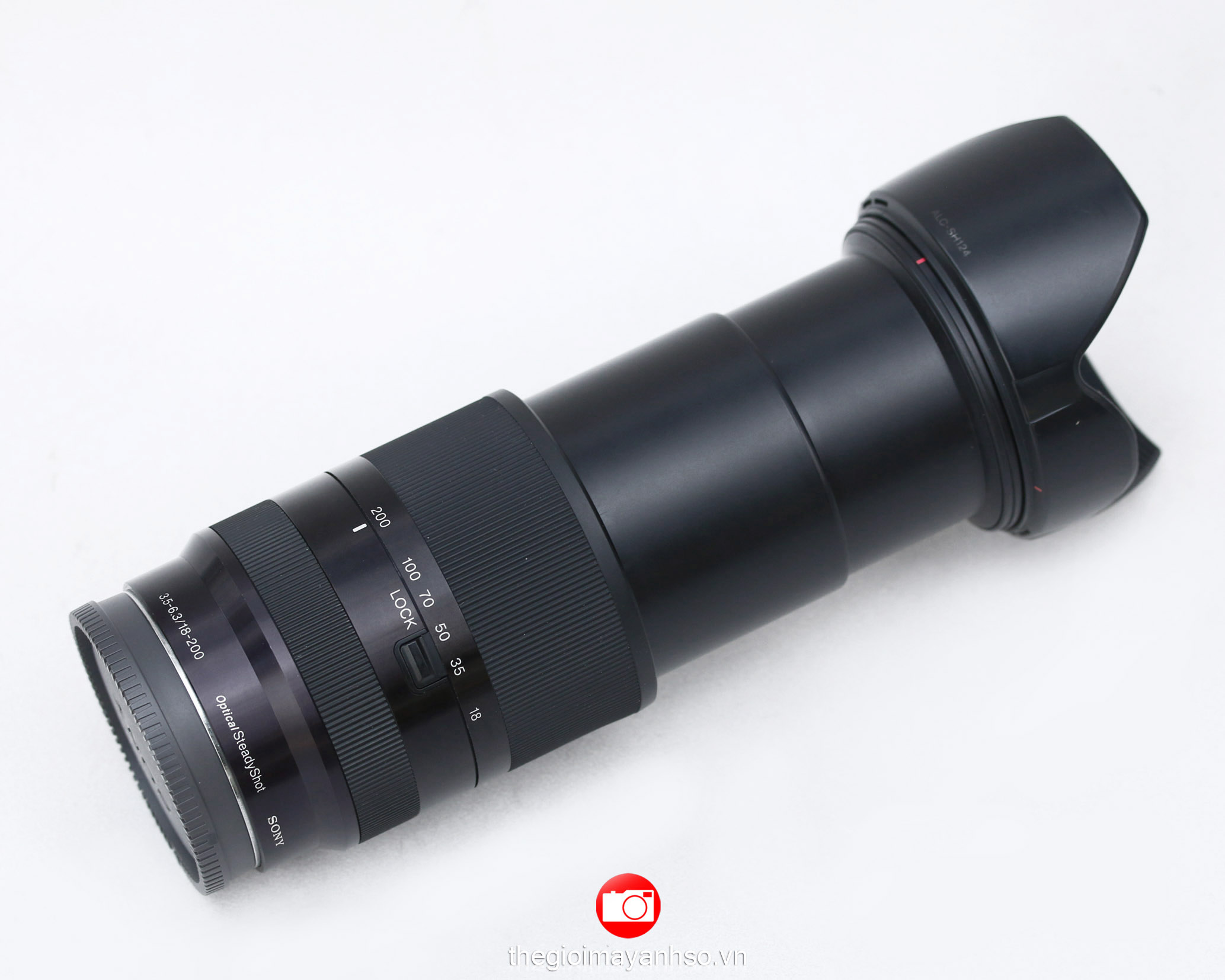 Ống kính Sony E 18–200mm f/3.5–6.3 OSS LE