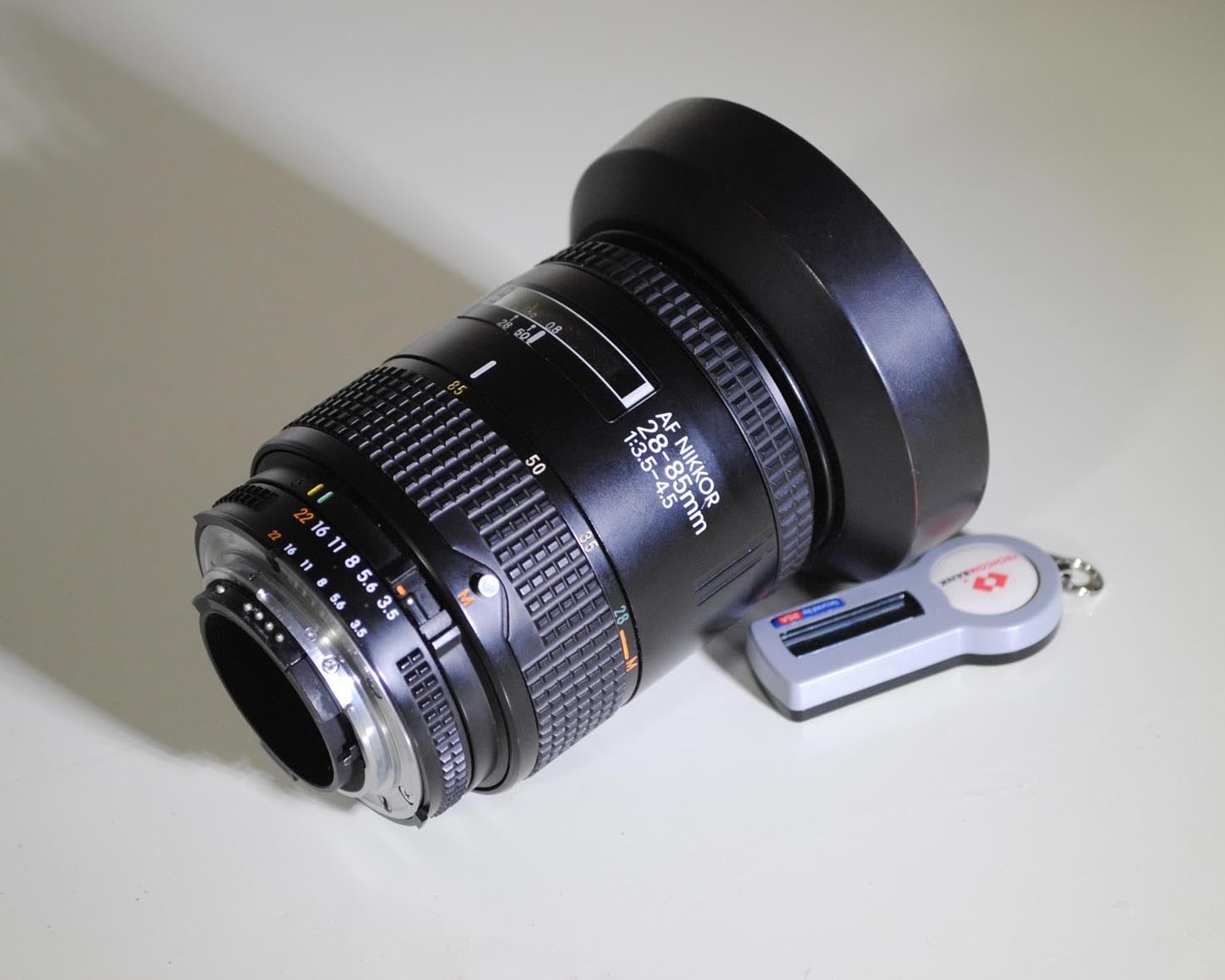 Len Nikon AF 28-85mm f:3.5-4.5