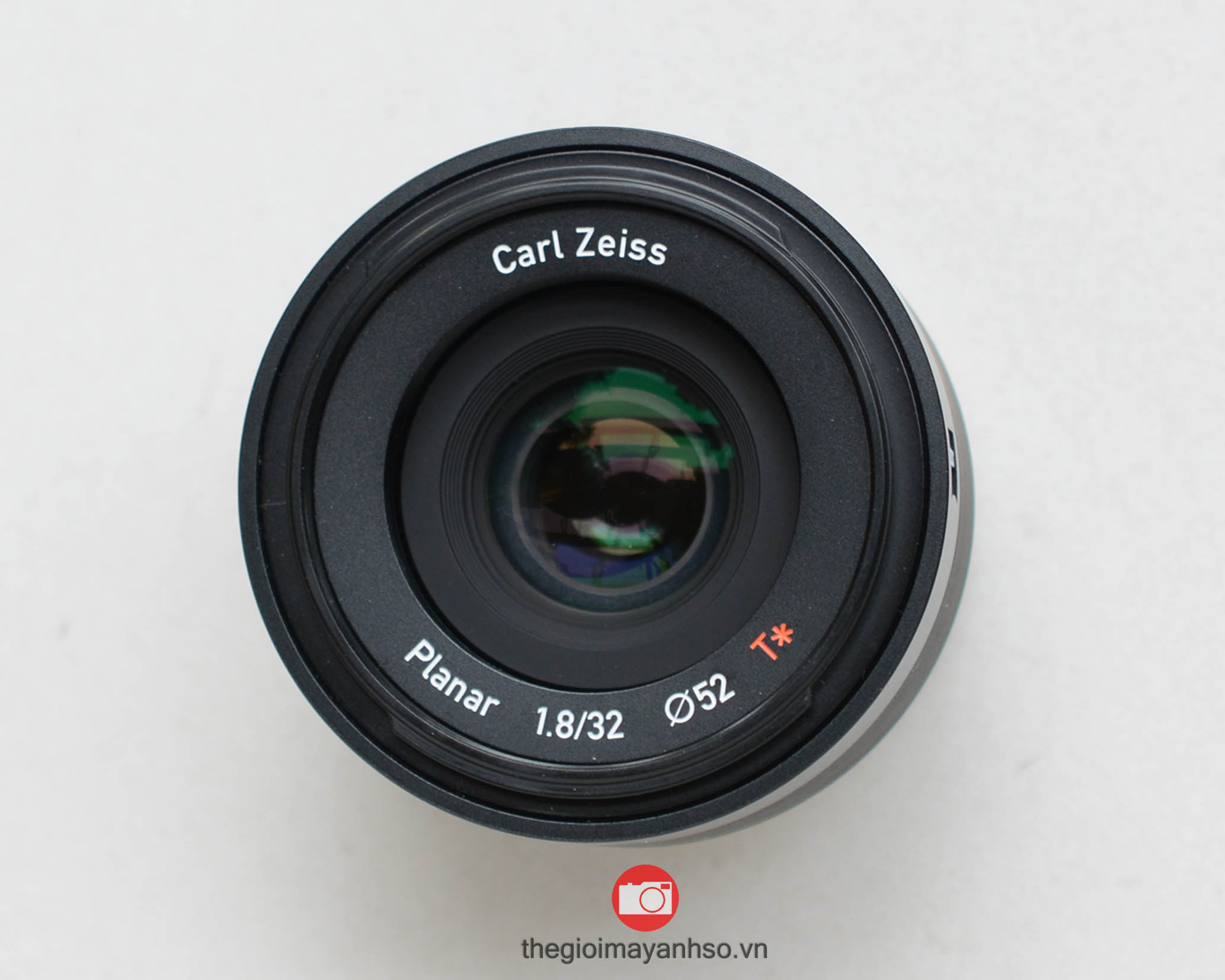 Ống kính Zeiss Touit 32mm F1.8 for Sony E